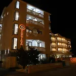 Verica 3*