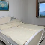 Verica 3*