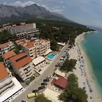 アパートホテル Verica Baška Voda