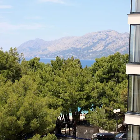 Aparthotel Verica 3*