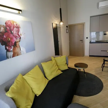Verica Aparthotel
