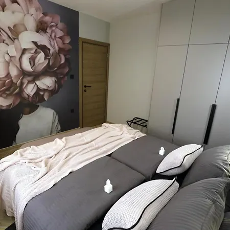 Verica Aparthotel 3*