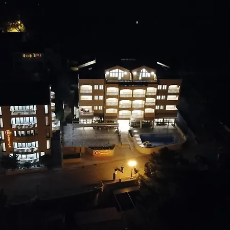 Verica Aparthotel 3*