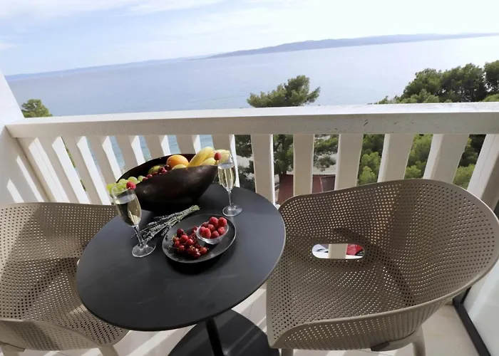 Ξενοδοχείο με διαμερίσματα Verica Baška Voda